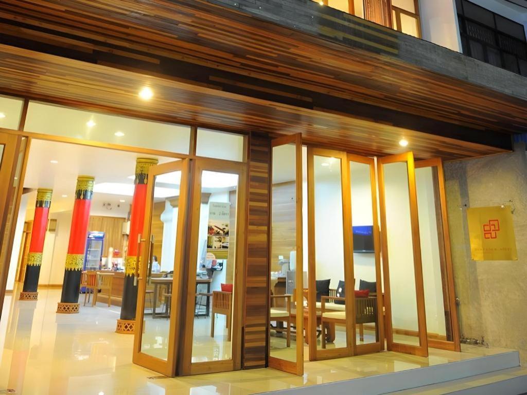 Sukkasem Hotel Nan Exterior foto