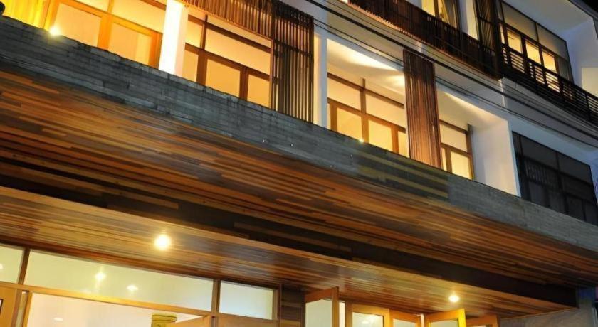 Sukkasem Hotel Nan Exterior foto
